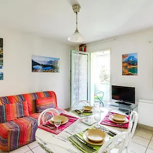https://chalet-de-peyrelance-cauterets.midi-pyreneeshotels.com